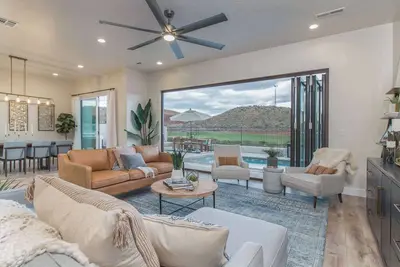 Image de 8 chambres les plus proches du parc national de Zion - Vue sur la piscine privée de Coral Canyon