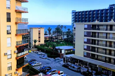 Image de Appartement confortable avec vue sur la mer