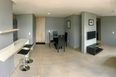 Image de Penthouse à côté de la station de métro