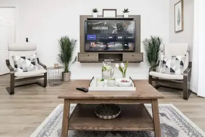 Image de Spectaculaire 1650 pieds carrés, 3 chambres, unité Grand Bahama, à 15 minutes de Disney