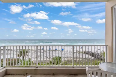 Image de The Inn At Crystal Beach # 303: Condo 2 Br / 2 Ba à Destin, pour 6 personnes