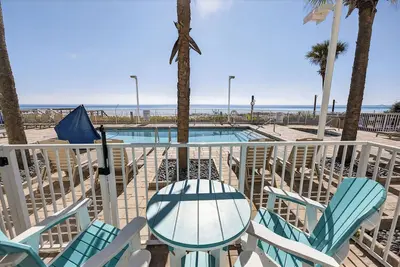 Image de The Inn At Crystal Beach # 108b: 2 Br / 2 Ba condo à Destin, 6 personnes