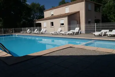Image de Gite Ardeche 6 Personnes Avec<br>Piscine Et Tennis Gratuits
