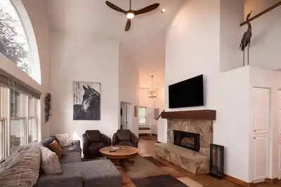 Spacieuse maison privée à 6 km du centre-ville de Ketchum