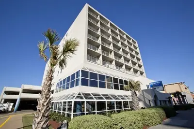 Image de Ocean Key Resort - 1br / 1ba - Summer Week sur le Virginia Beach Boardwalk