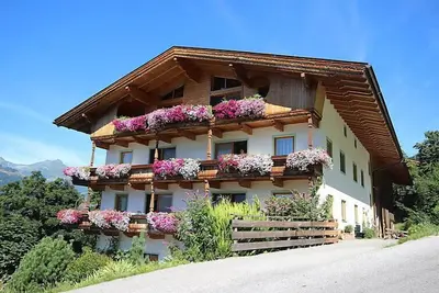 Image de Ferienhof Sonnseitn by Interhome
