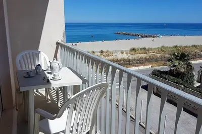 Image de Direct plage pour ce T2 climatisé dans résidence avec parking -4scyp21