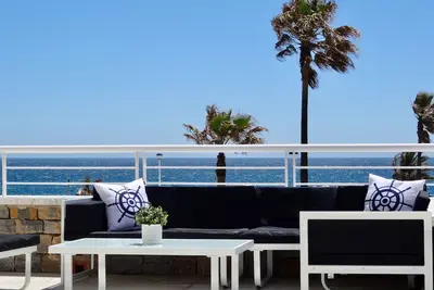 Image de Nouveau Casares del Mar. Appartement spectaculaire en première ligne. Terrasse de 80m2