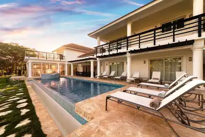 Image de Soirée de célibataire à Punta Cana 8 Br Luxury Mansion Price Match