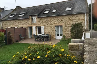 Image de stone house located 50 m thalassotherapy, 100m crouesty port and 300 m of beach