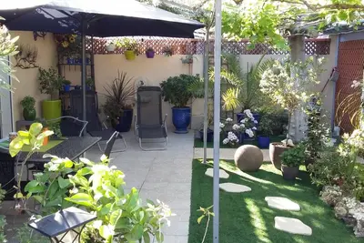 Image de Maison Hyeres Proche Plage-Mer-Parking