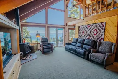 Image de Lago Azul: Vue panoramique sur le lac Tahoe, accès à la plage de sable privée-bouée