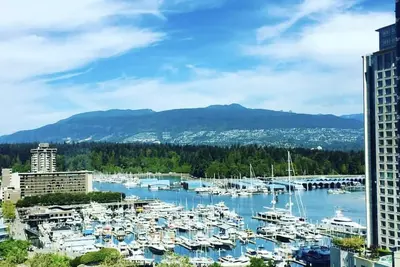 Image de Luxury Coal Harbour 2 chambres 2 salles de bain avec une vue imprenable
