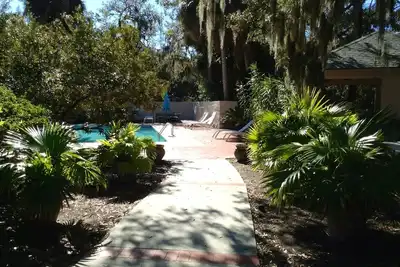 Image de Super emplacement, bonne affaire pour la plage et le golf