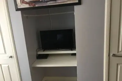 Image de Grand appartement de 2 chambres dans le centre de Govan