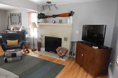 Image de Hideaway confortable avec vue sur le lac 3 saisons