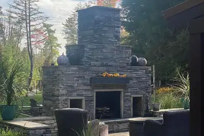 Image de Réservez Votre Propre Resort privé Maintenant! Bain à remous privé, foyer extérieur
