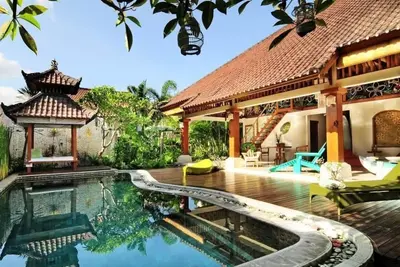 Image de Seminyak, 3 Br Villa seulement 6 minutes à pied de la plage, à proximité des commodités
