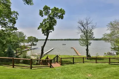 Image de Luxe rustique Connexion Accueil sur le lac, Cedar Lake, In, Navigation, près de Chicago, Il