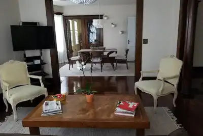 Image de Spacieux appartement de 2 chambres à proximité du Yale Bowl