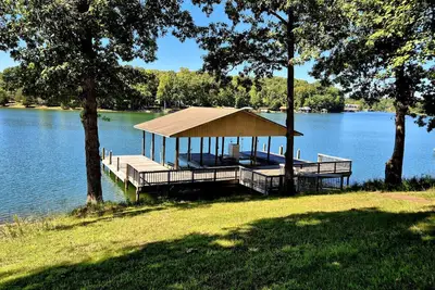 Image de Cette maison a été construite avec le confort et la détente à l'esprit. Alors laissez vos soucis à la porte comme vous en