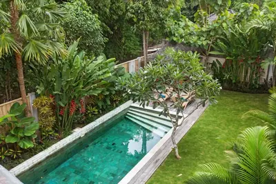 Image de Villa tropicale avec piscine privée, Batu Belig