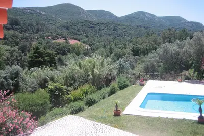 Vue imprenable sur les montagnes - Parc national d'Arrábida