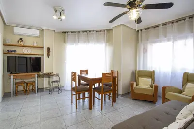 Three bedroom apartment 150 meters from Los Locos beach!