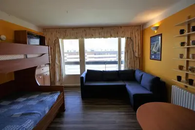Image de À 10m des pistes de ski, 2ème étage, balcon, télévision, casier à ski, 28m², Tignes