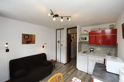 Image de 3ème étage, télévision, casier à ski, 27m², Les Menuires