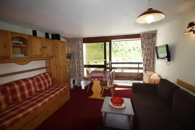 Image de À 10m des pistes de ski, 7ème étage, vue lac, balcon, télévision, casier à ski, 28m², Tignes