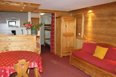 Image de À 10m des pistes de ski, 10ème étage, vue lac, balcon, télévision, casier à ski, 28m², Tignes