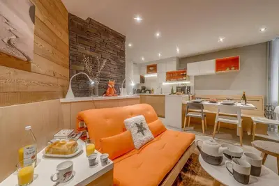 Image de À 50m des pistes de ski, 1er étage, balcon, télévision, casier à ski, 43m², Tignes