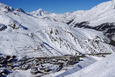 Image de À 150m des remontées, 6ème étage, balcon, télévision, casier à ski, 24m², Tignes