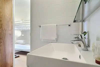 Image de À 200m des pistes de ski, 4ème étage, vue montagne, balcon, télévision, casier à ski, 20m², Tignes