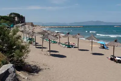 Image de Grande Villa Pour 8 Avec Piscine PRIVÉE Wifi Gratuit 550m Plage Et Village