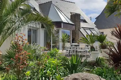 Image de Jolie villa avec très beau Jardin à Concarneau