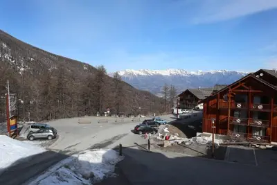 Image de Pied des pistes de ski, 2ème étage, vue piscine, piscine, sauna, hammam, balcon, casier à ski, 33m²