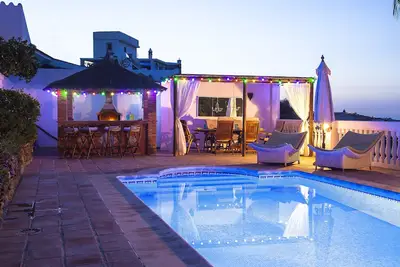 Image de Comme présenté sur le programme de télévision irlandaise «Life Without Me» villa avec piscine chauffée
