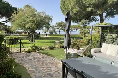 Image de Beau T2 face à la mer