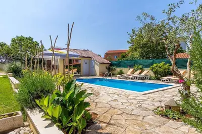 Image de Appartement de vacances avec piscine privée et terrasse