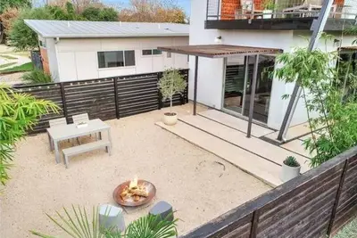 Image de Eastside House moderne