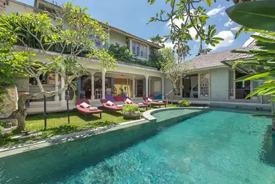 Image de Villa élégante et moderne de 3 chambres à Seminyak