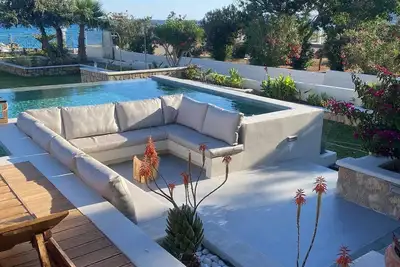 Image de Villa en front de mer Ă Pefkos, Lindos, Rhodes