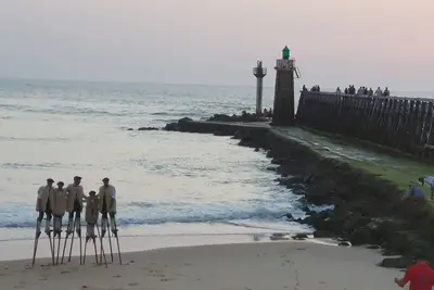 Image de Villa de 100 m2 (6 couchages) avec piscine, 450 m2 de jardin à 2 pas de la plage