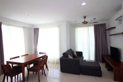 Image de Emplacement le plus élégant et le plus central de Penang