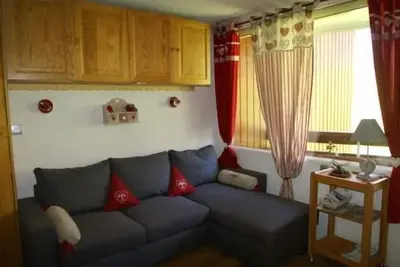 100m du centre station, parking, télévision, casier à ski, 20-22m², Les 7 Laux