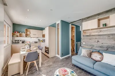 Image de À 100m des pistes de ski, 5ème étage, vue lac, télévision, casier à ski, 35m², Tignes