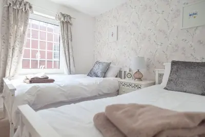 Image de Celias Apartment est confortable et moderne et est situé dans la ville commerçante de Leek.