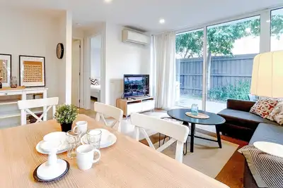 Image de Deluxe Brighton Apt * Jardin privé * Wifi * Parking